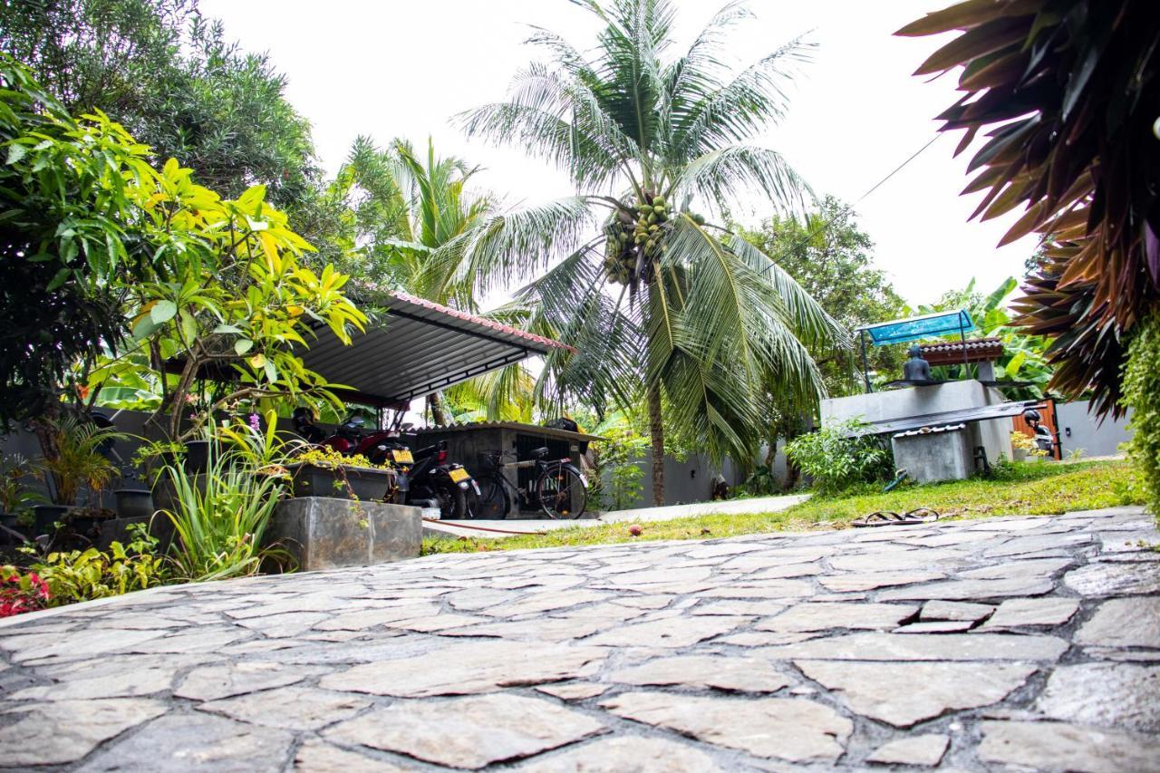 Sri Villa Rest Hikkaduwa Eksteriør billede